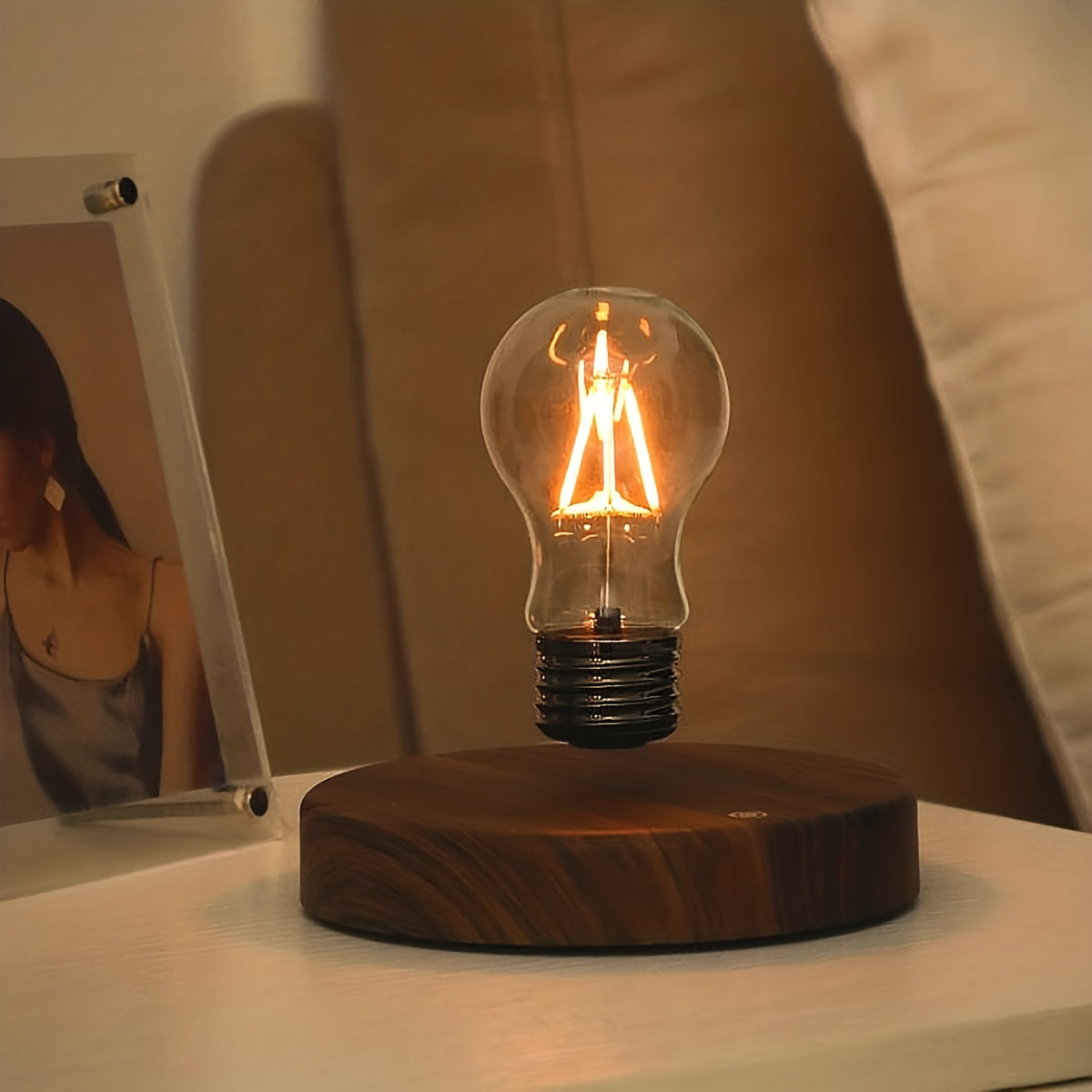 Lampe Ampoule Flottante Magnétique