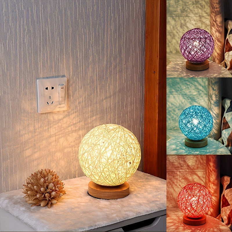 Lampe de nuit LED boule en rotin rustique